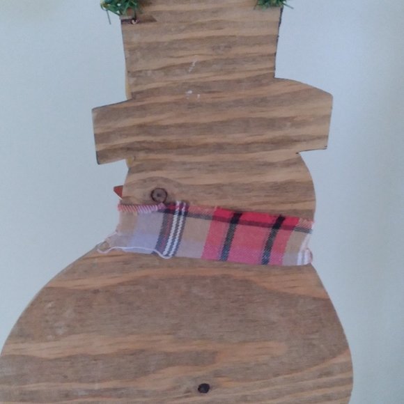 Handmade Christmas Wooden Decoration - Picture 3 of 4